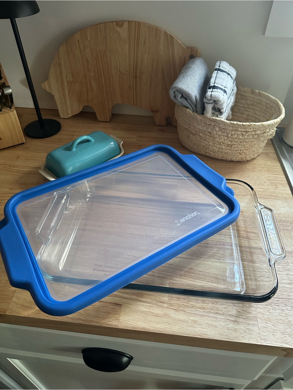 Anchor Hawking glass baking dish with lid